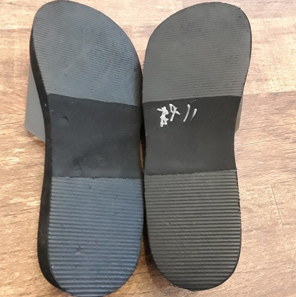 Colin Stuart women flip flop size 8-9 - Picture 7 of 7